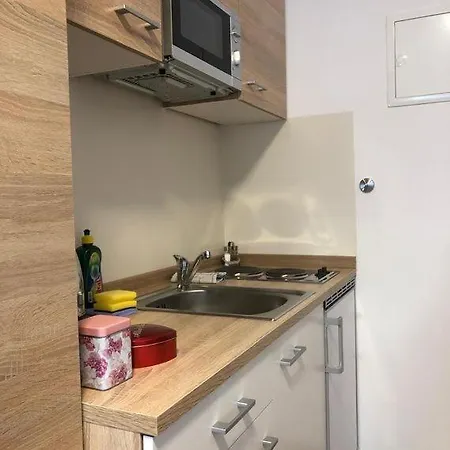 Schicke In Messenaehe Aparthotel *