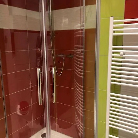 Aparthotel Schicke In Messenaehe *