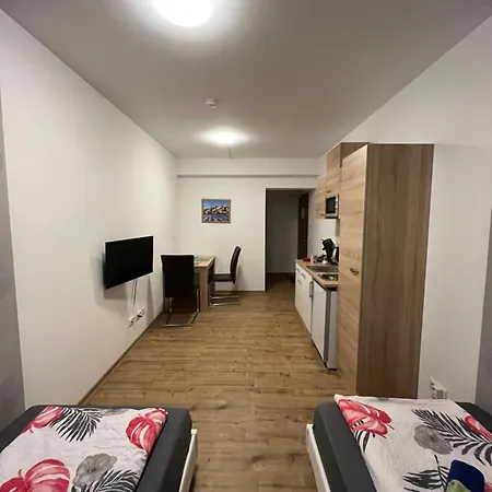 Aparthotel Schicke In Messenaehe *