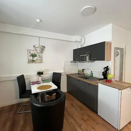 Aparthotel Schicke In Messenaehe