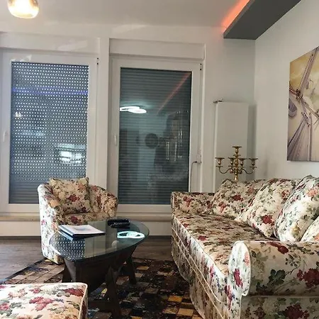 Schicke In Messenaehe * Hanovre